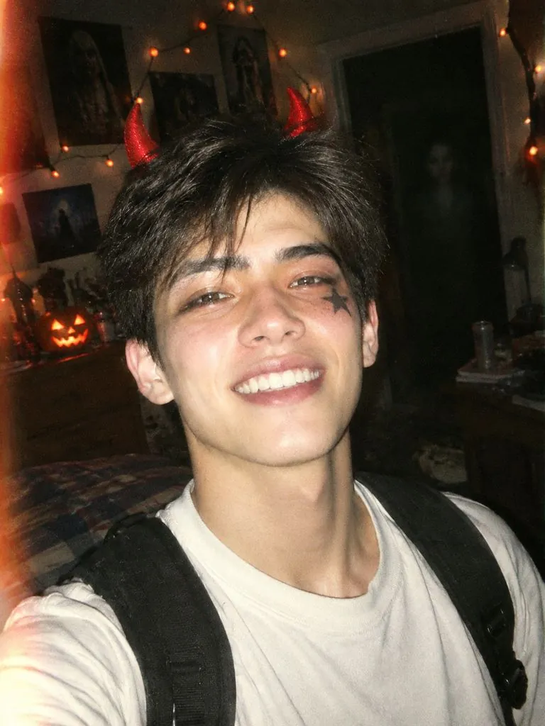 Y2K Halloween selfie example: original photo and result (same person)